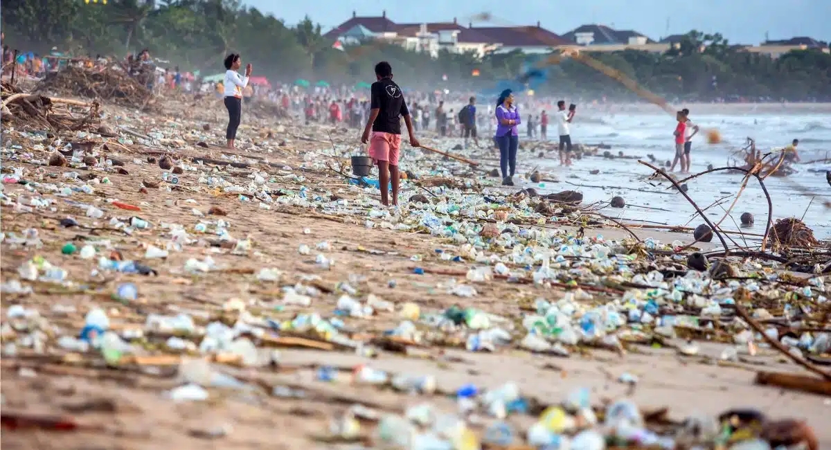 Images of Bali Beach Covered in Tons of Trash Gain Viral Attention